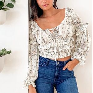 Lulus Grow With me cream floral top size small